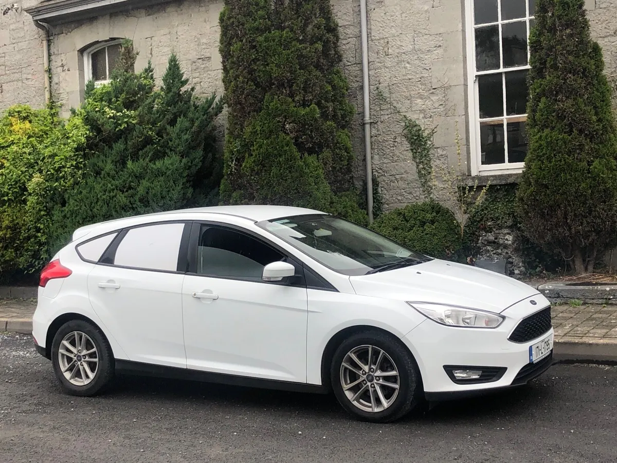 FORD FOCUS VAN DOE 5/26 2017 - Image 2
