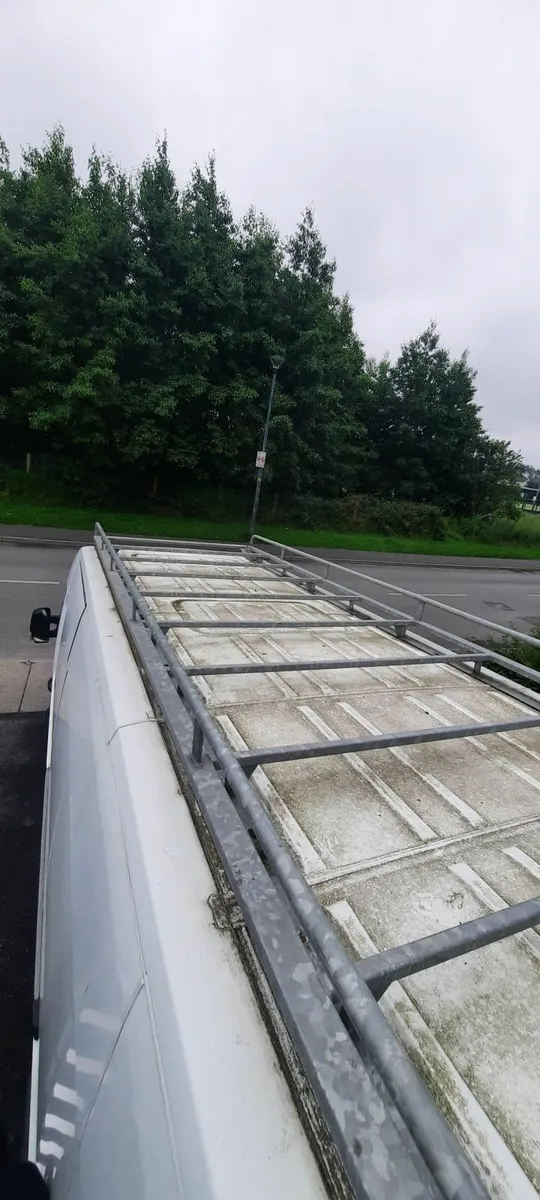 Renault master  Roof racks, cabin devider wall - Image 2