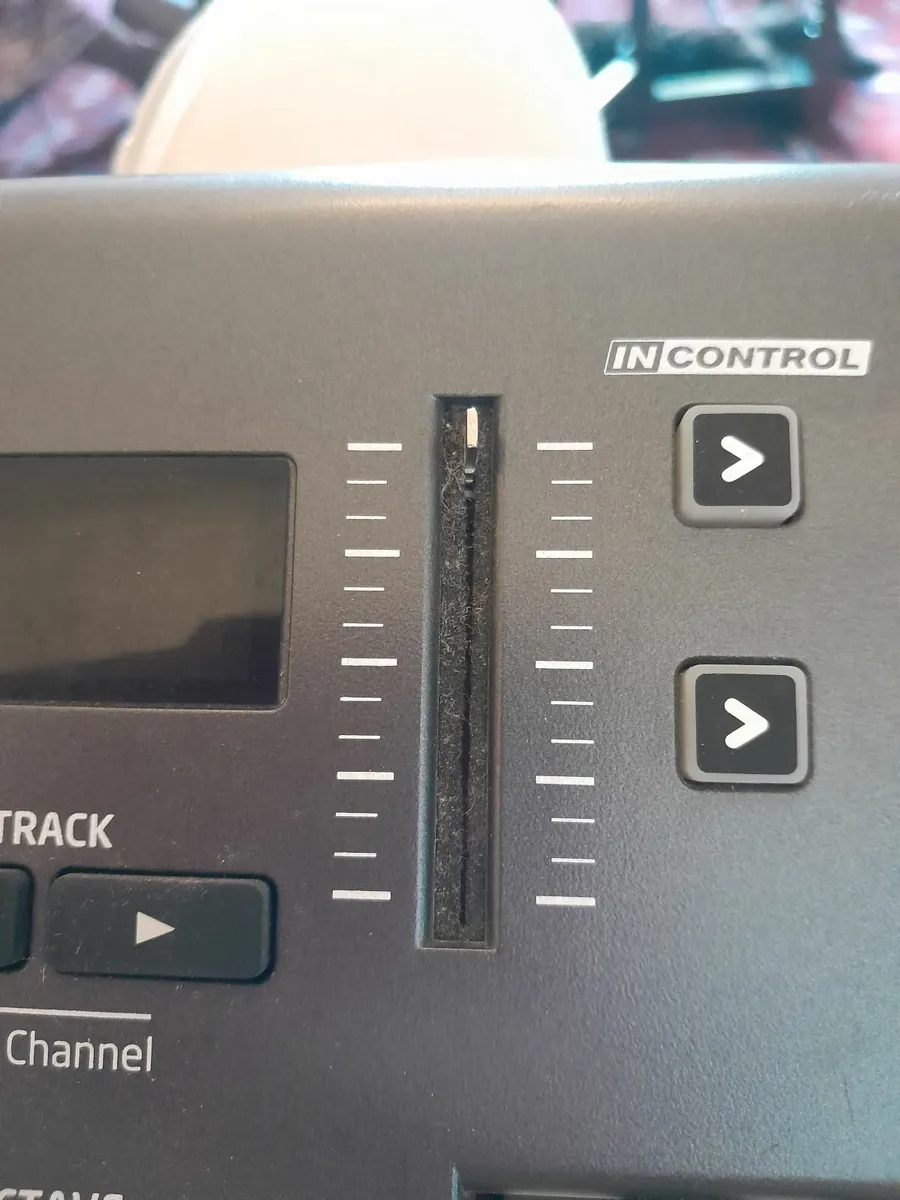 Novation LaunchKey 25 midi keyboard MK3 - Image 1