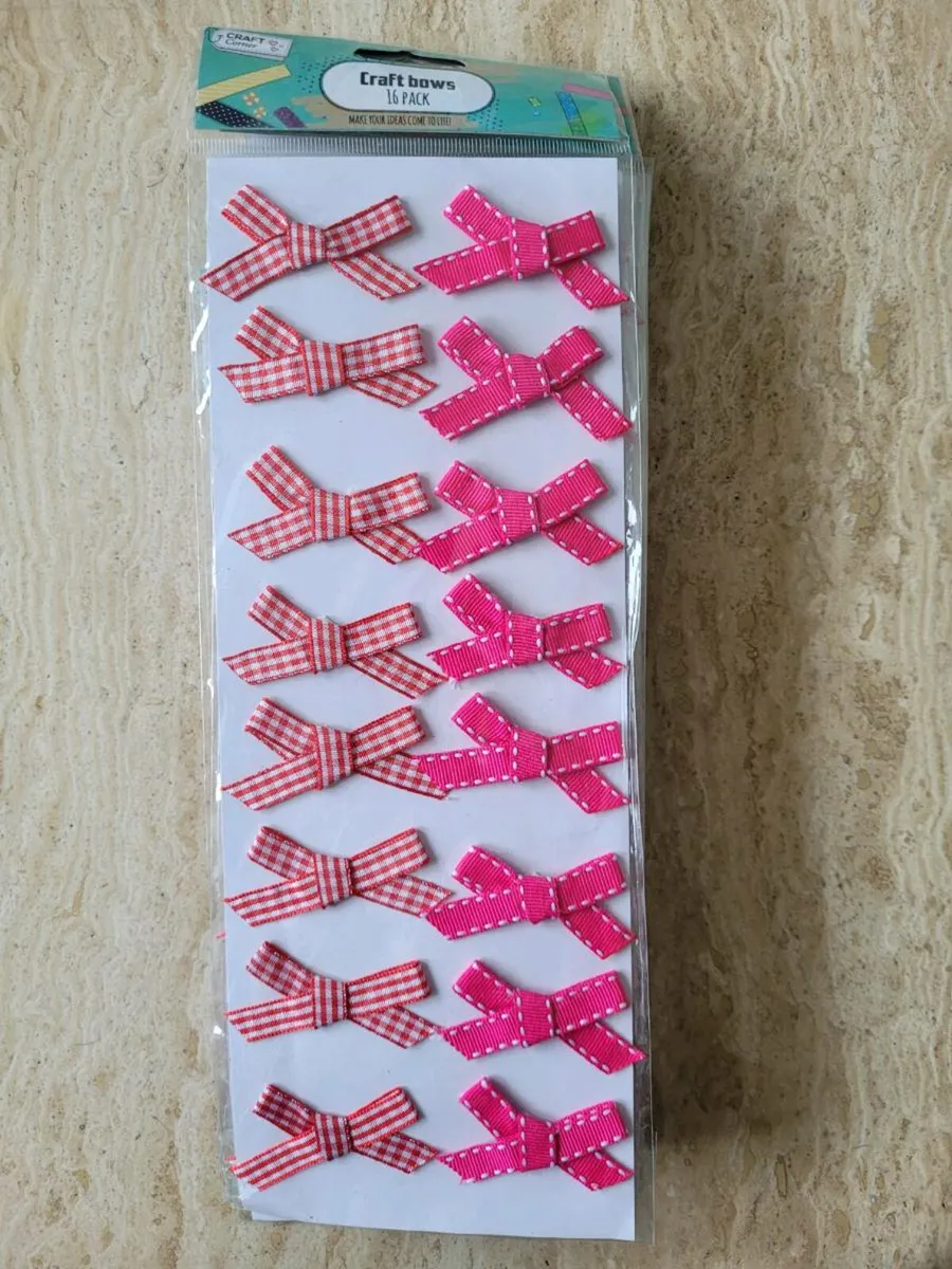 New bow stickers pink and red