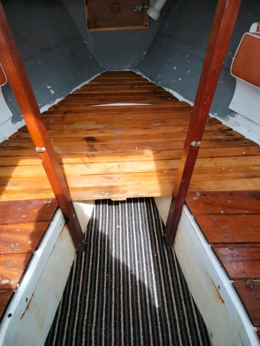 Boat - Image 4