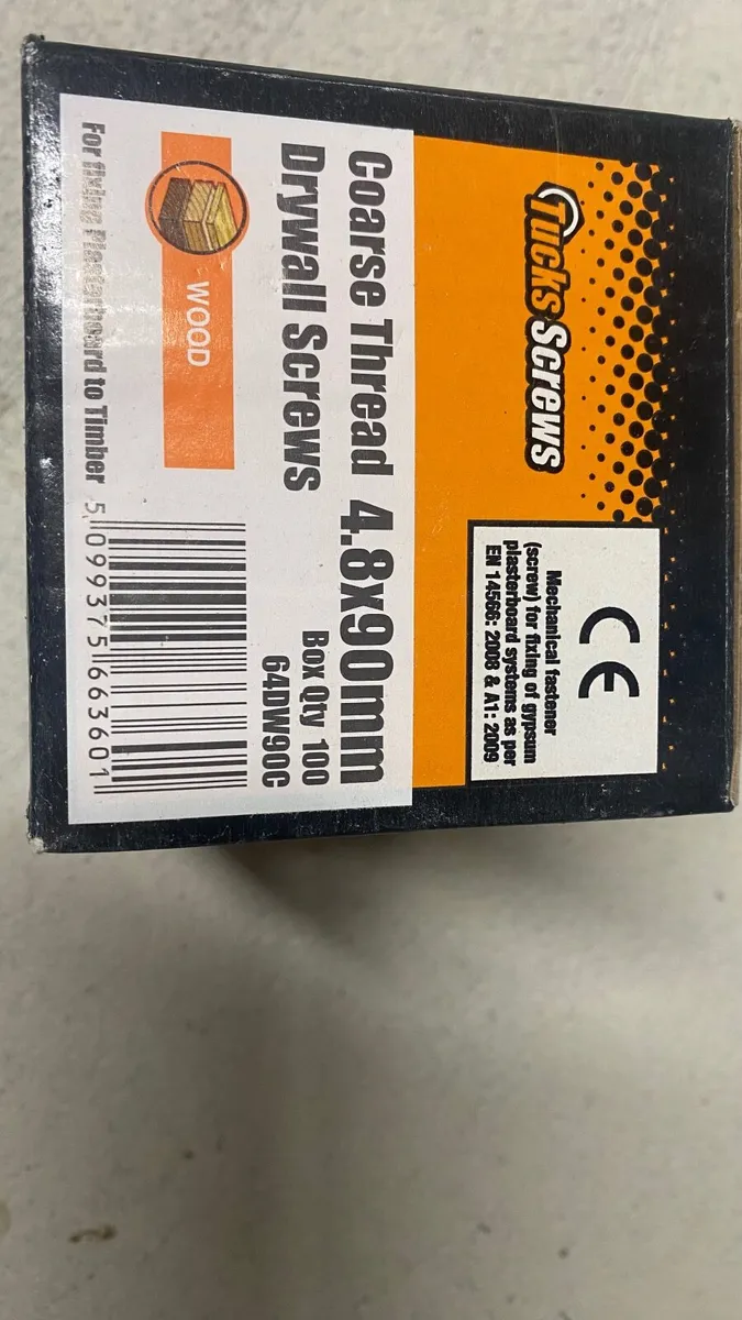 Tucks screws - Image 2