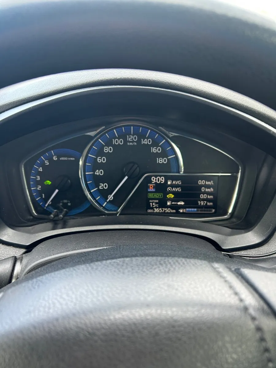 Toyota Corolla 2015 - Image 3