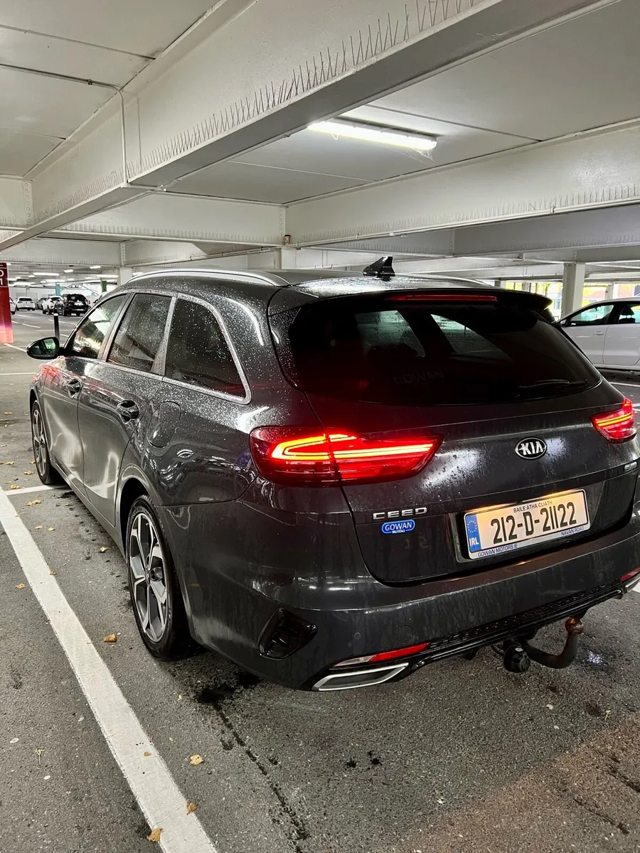 Kia Ceed 1.6 SW PHEV Trailer 5DR - Image 3