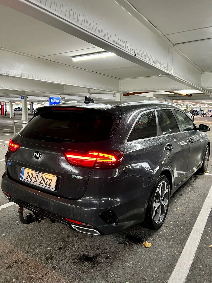 Kia Ceed 1.6 SW PHEV Trailer 5DR - Image 4