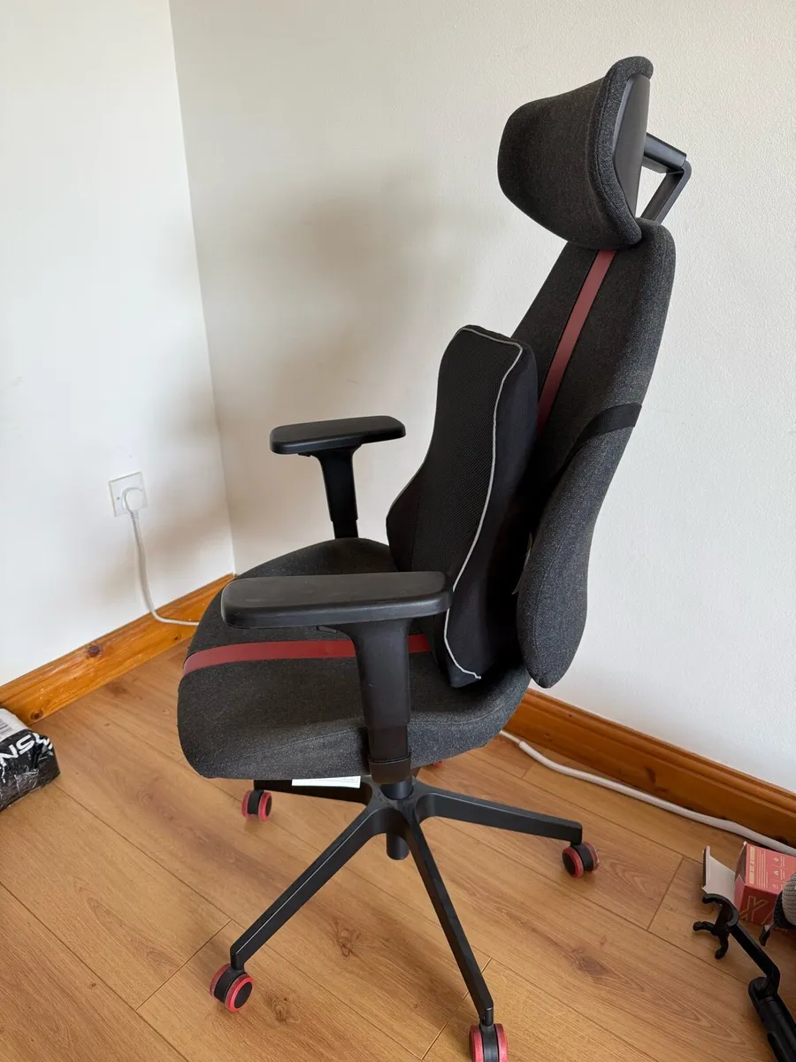 Ergonomic Gaming Chair (Collection only) - Image 3
