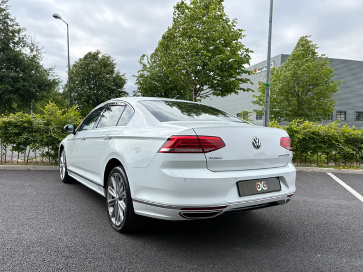 Volkswagen Passat R-LINE TDI BLUEMOTION *FULL SERV - Image 3