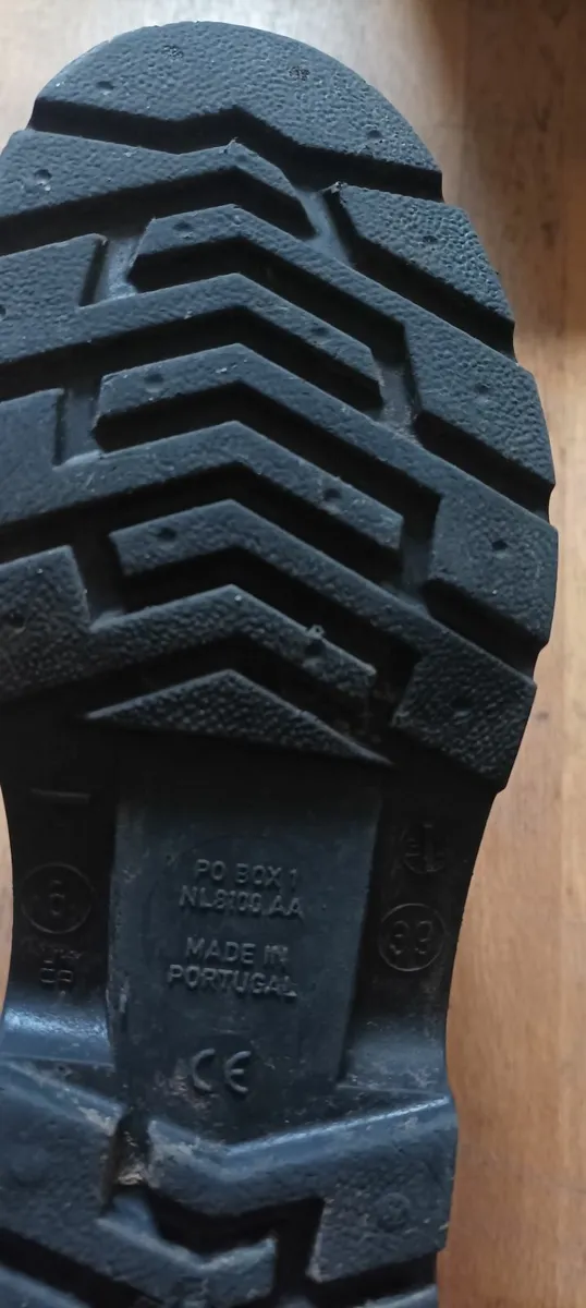 Dunlop Wellington Boots - Image 3