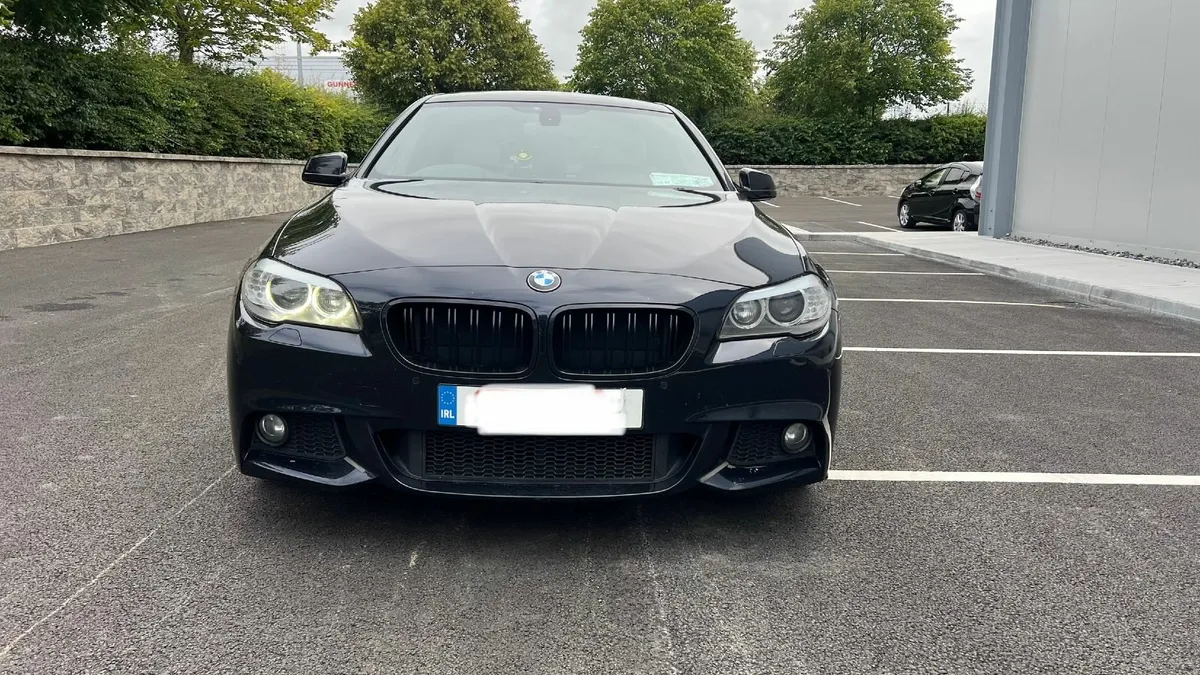 BMW 5-Series 2012 - Image 1