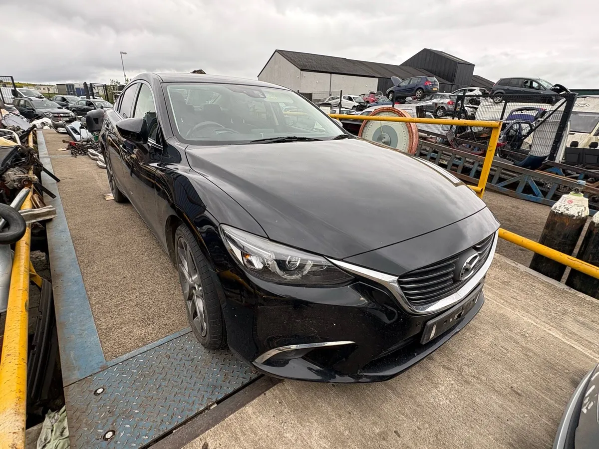 2016 Mazda 6, 2.2 diesel, breaking for parts only. - Image 2