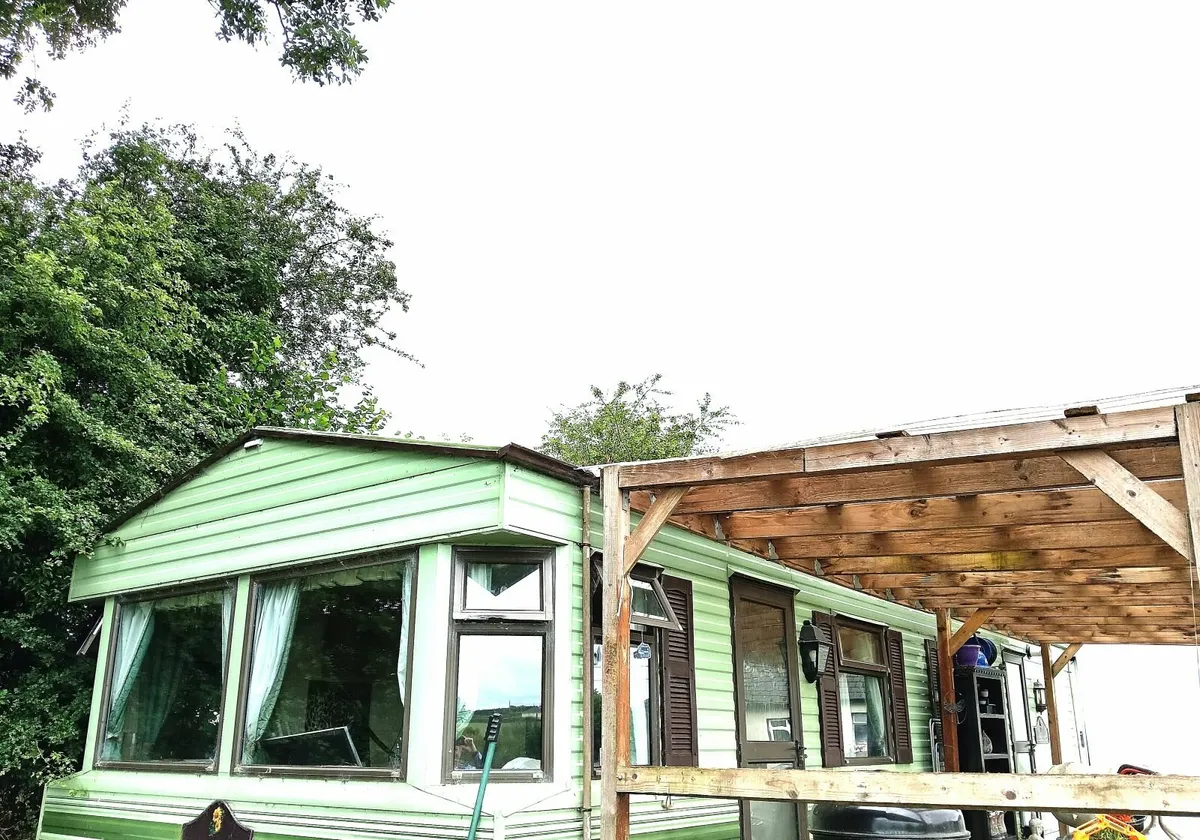 Mobile Home - Image 1
