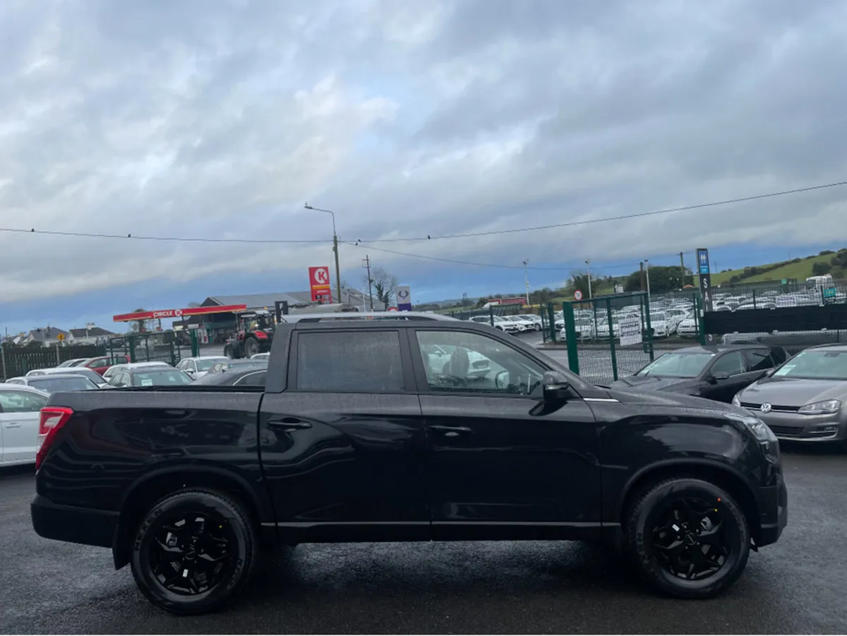 KGM Musso NEW MUSSO EL 2.2 4WD 200 BHP 3.5 TON TOW - Image 3