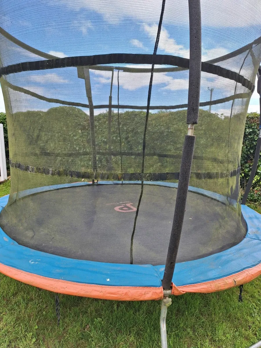 Trampoline - Image 2