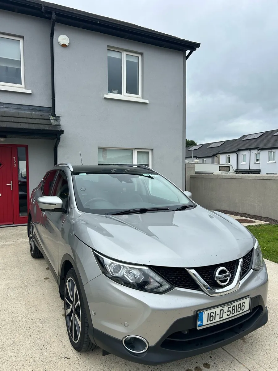 2016 Nissan Qashqai Tekna - Image 1