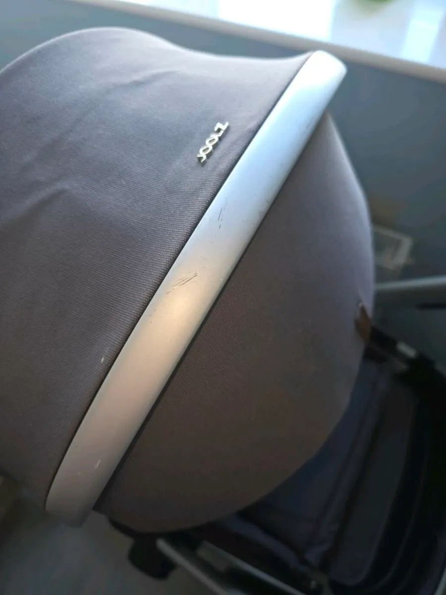 Joolz Day 2 - includes footmuff & maxi cosi car se - Image 2