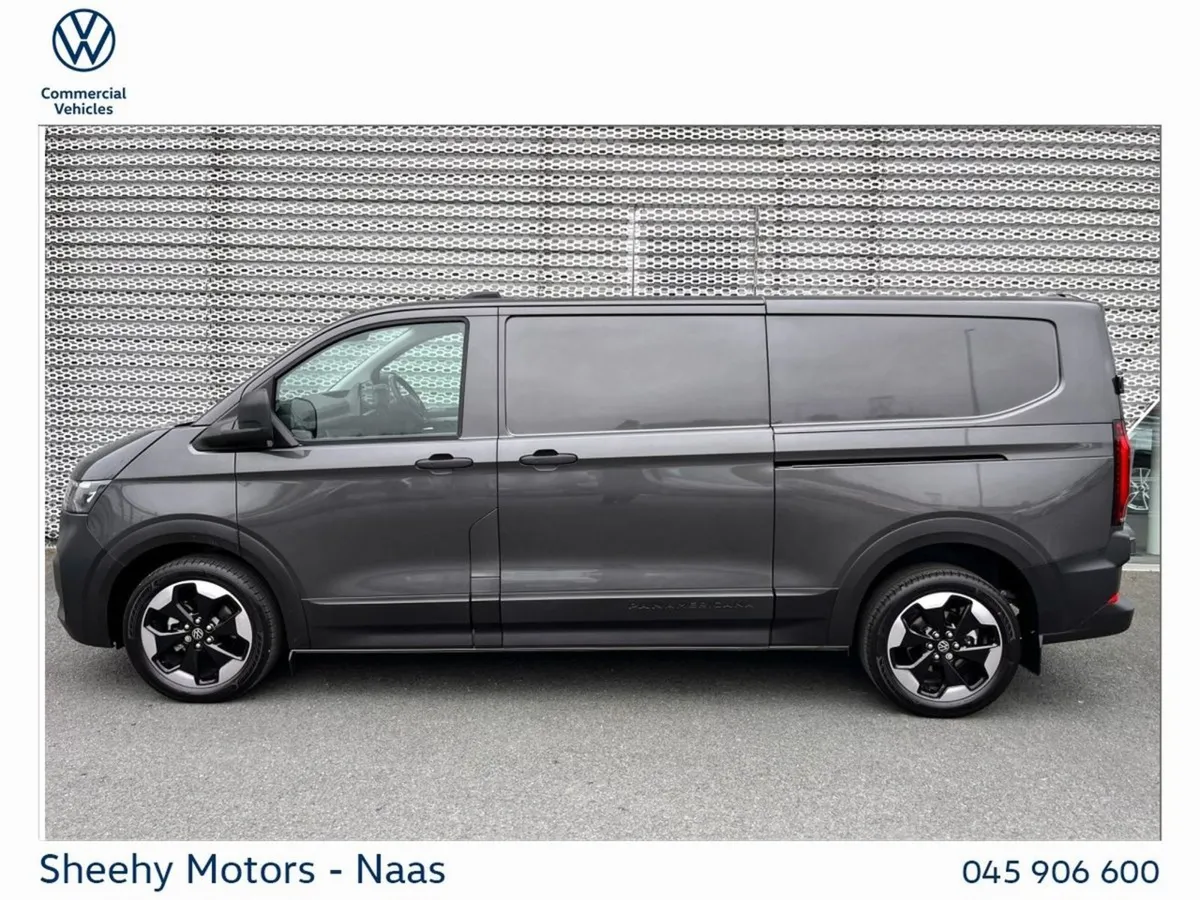 Volkswagen Transporter T7 Panamericana Lwb30 150H - Image 4