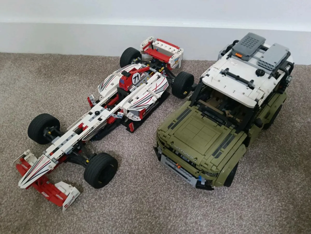 lego technic bundle - Image 1