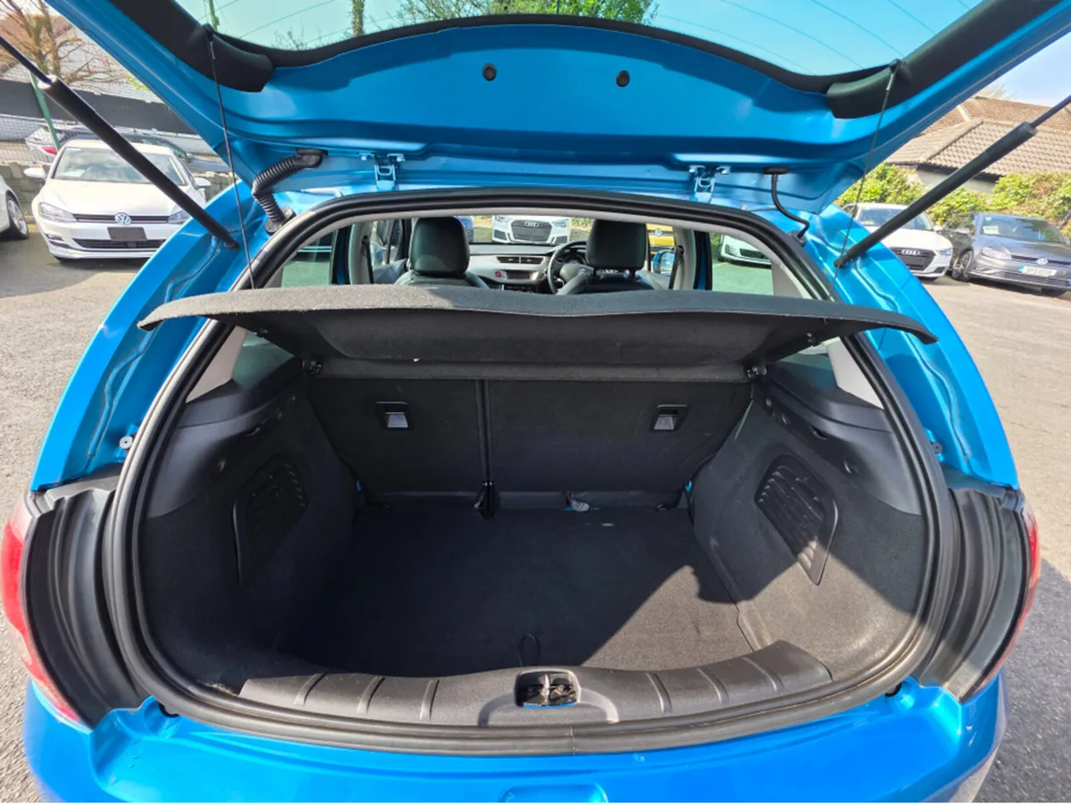 Citroen C3 (152 REG ) 1.2 FULL MOON ROOF PACK LEAT - Image 3