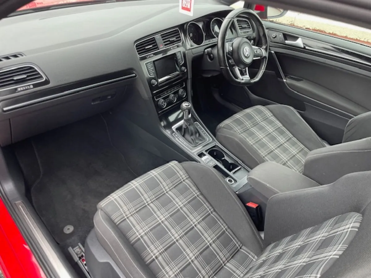 Volkswagen Golf 2.0 GTD 3 Door - Image 4