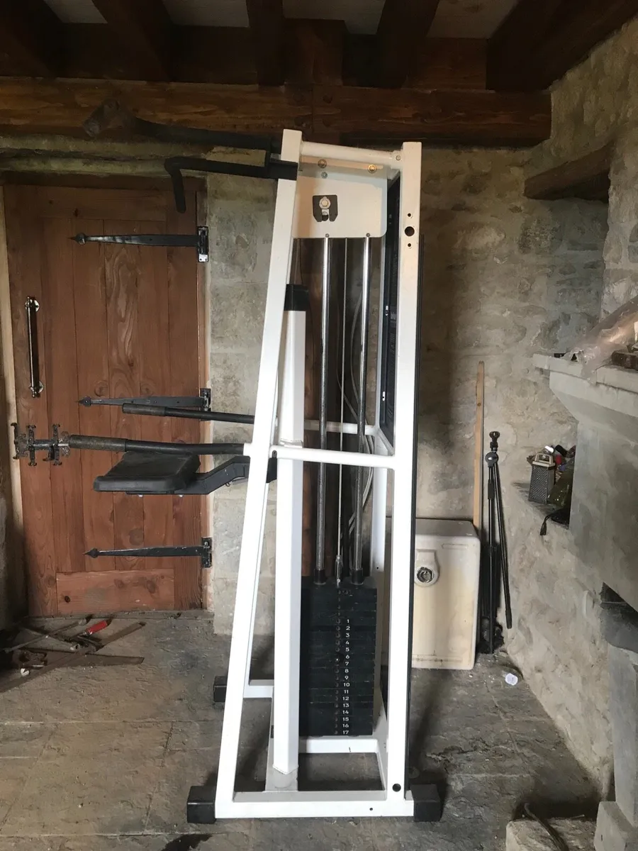 Gym equipment - Image 2