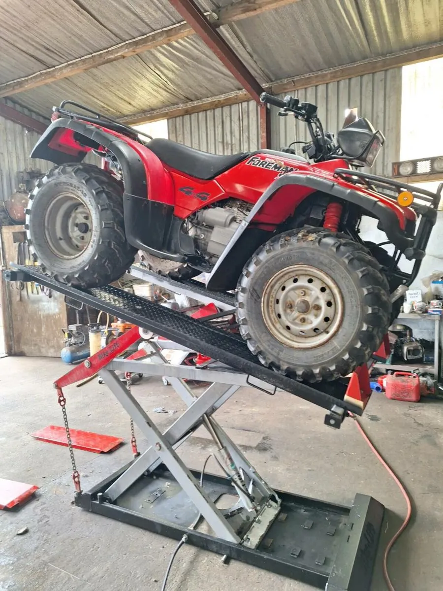 Quad lift - Image 1