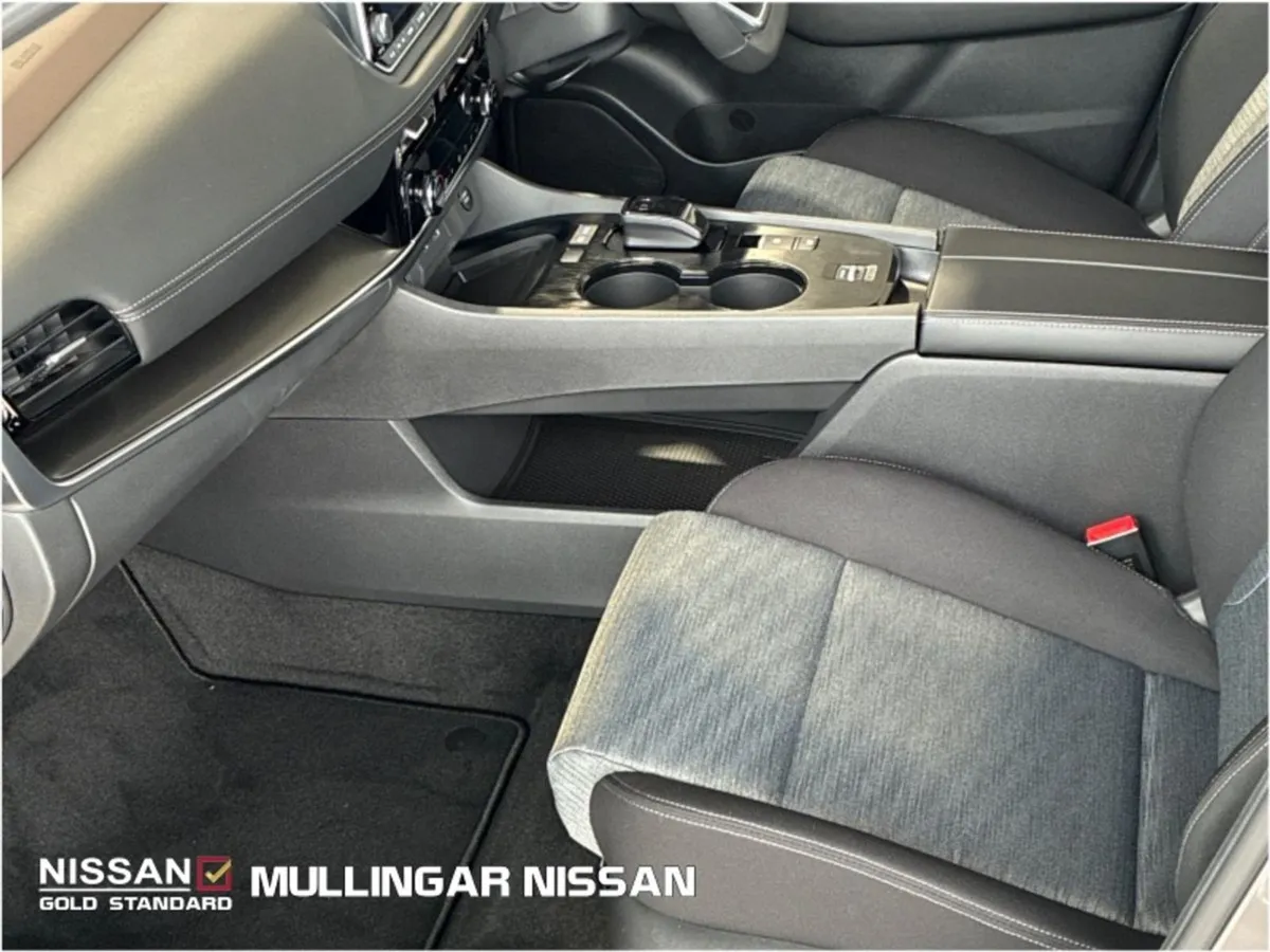 Nissan X-Trail 1.5sv E-power Hybrid Auto 5 Seater - Image 3