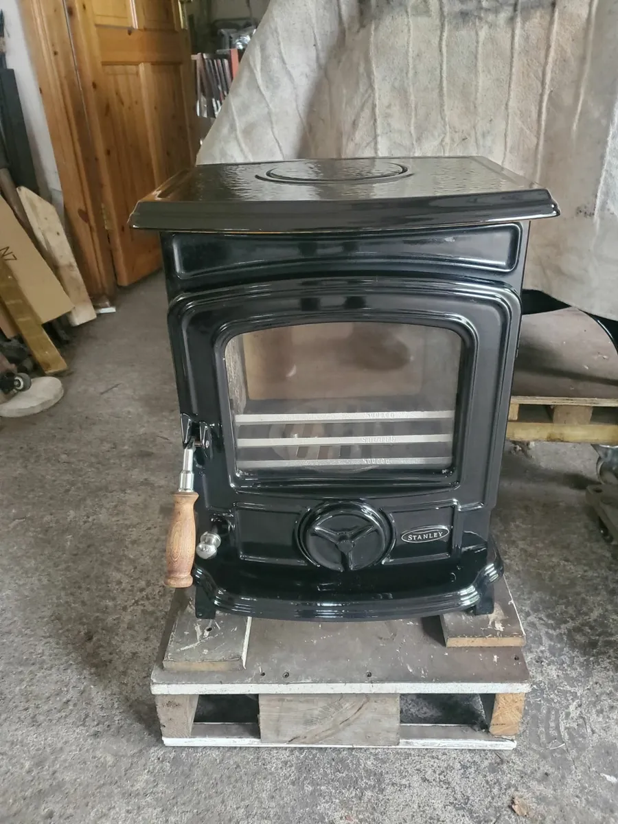 Black Enamel Stanley Oisin solid fuel stove - Image 2