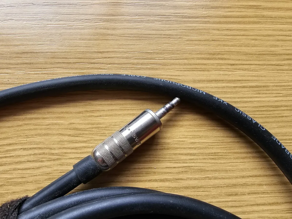 Condenser microphone and arm - Image 3