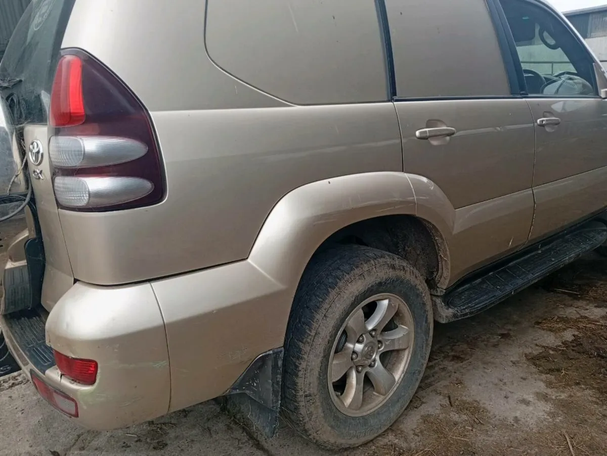 06 Landcruiser 260000 klms - Image 4