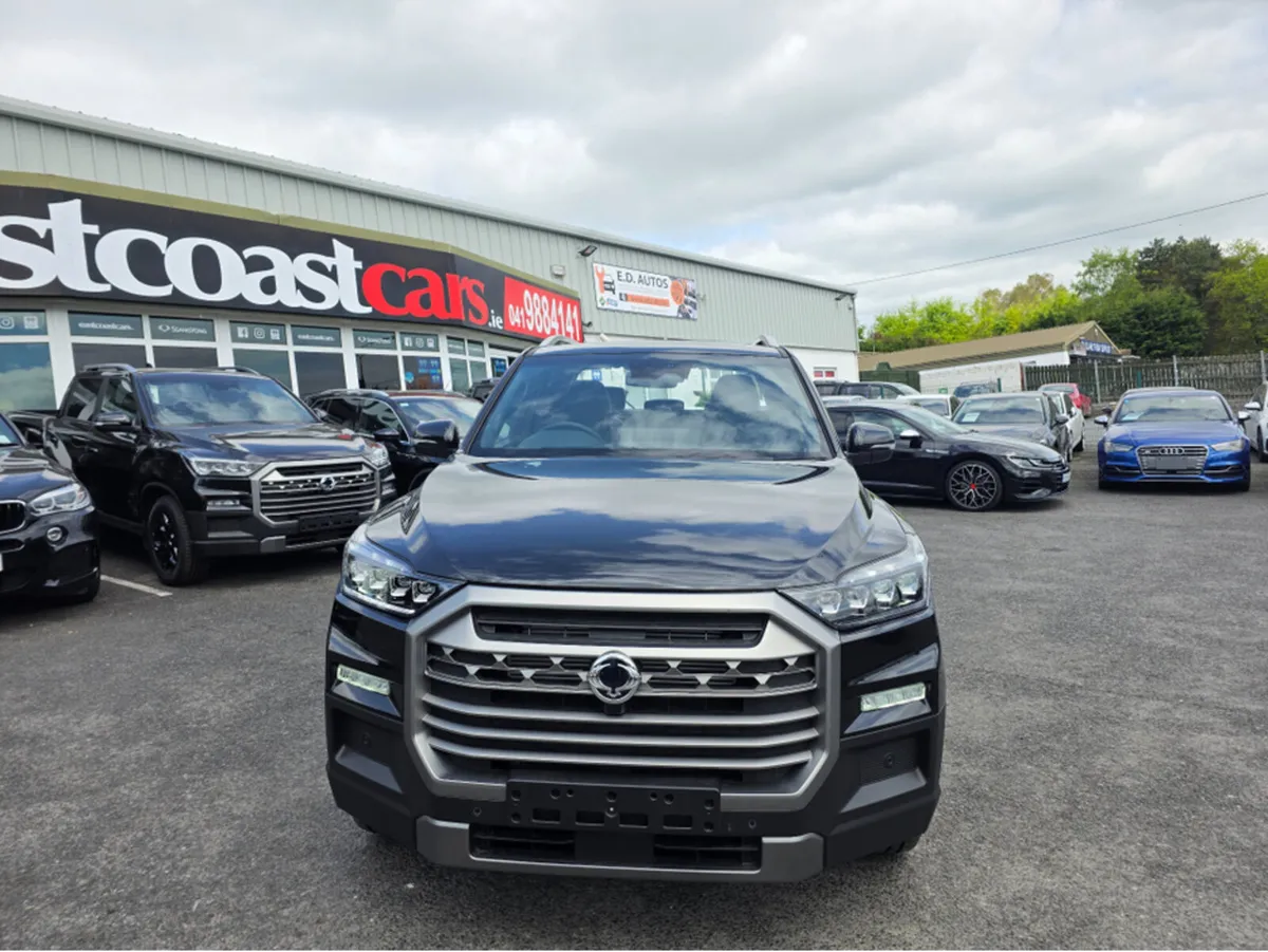 KGM Musso 2.2 PICK UP 5 SEATER COMMERCIAL 4WD 200 - Image 2