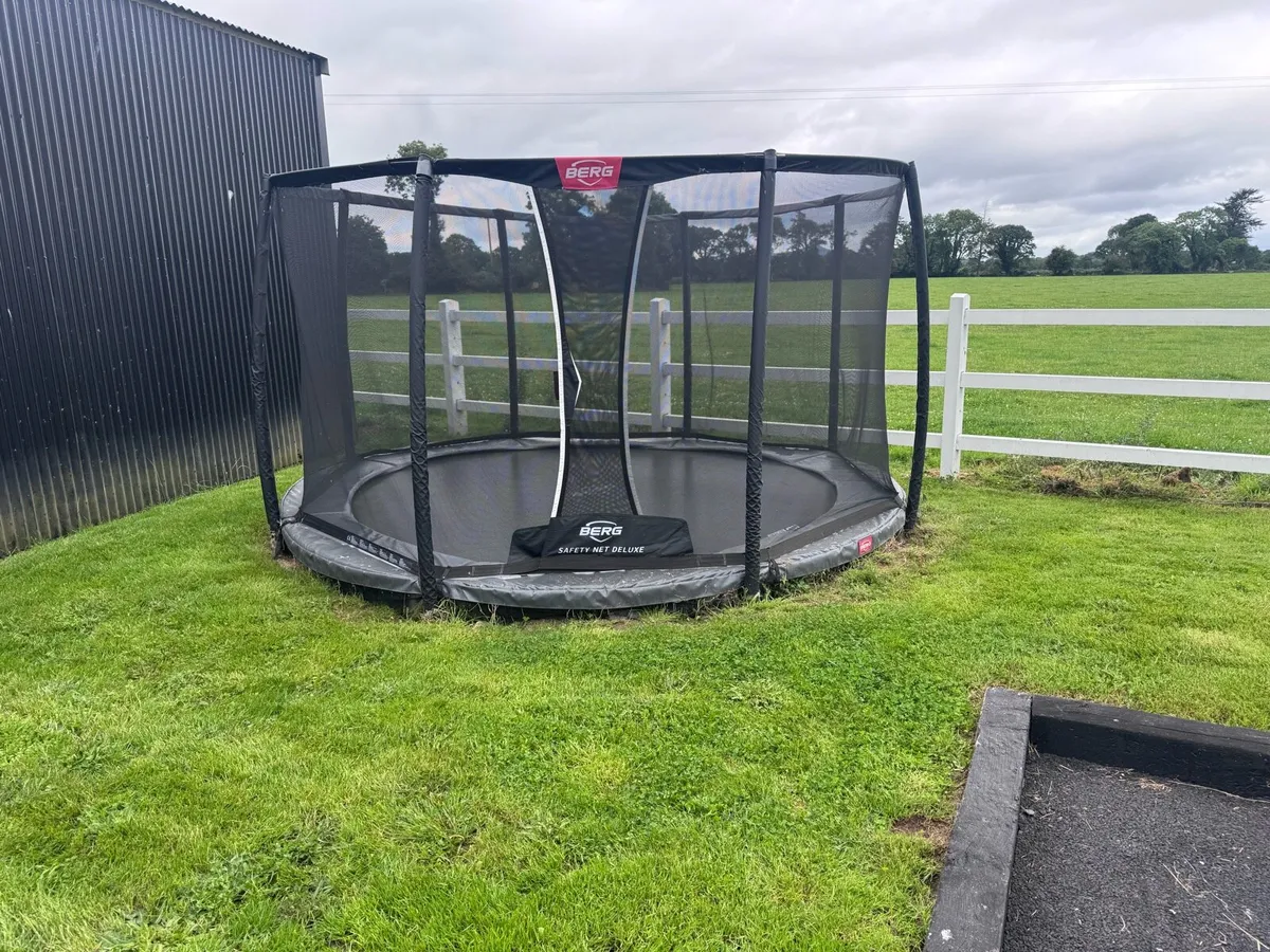 Berg Trampoline In Ground