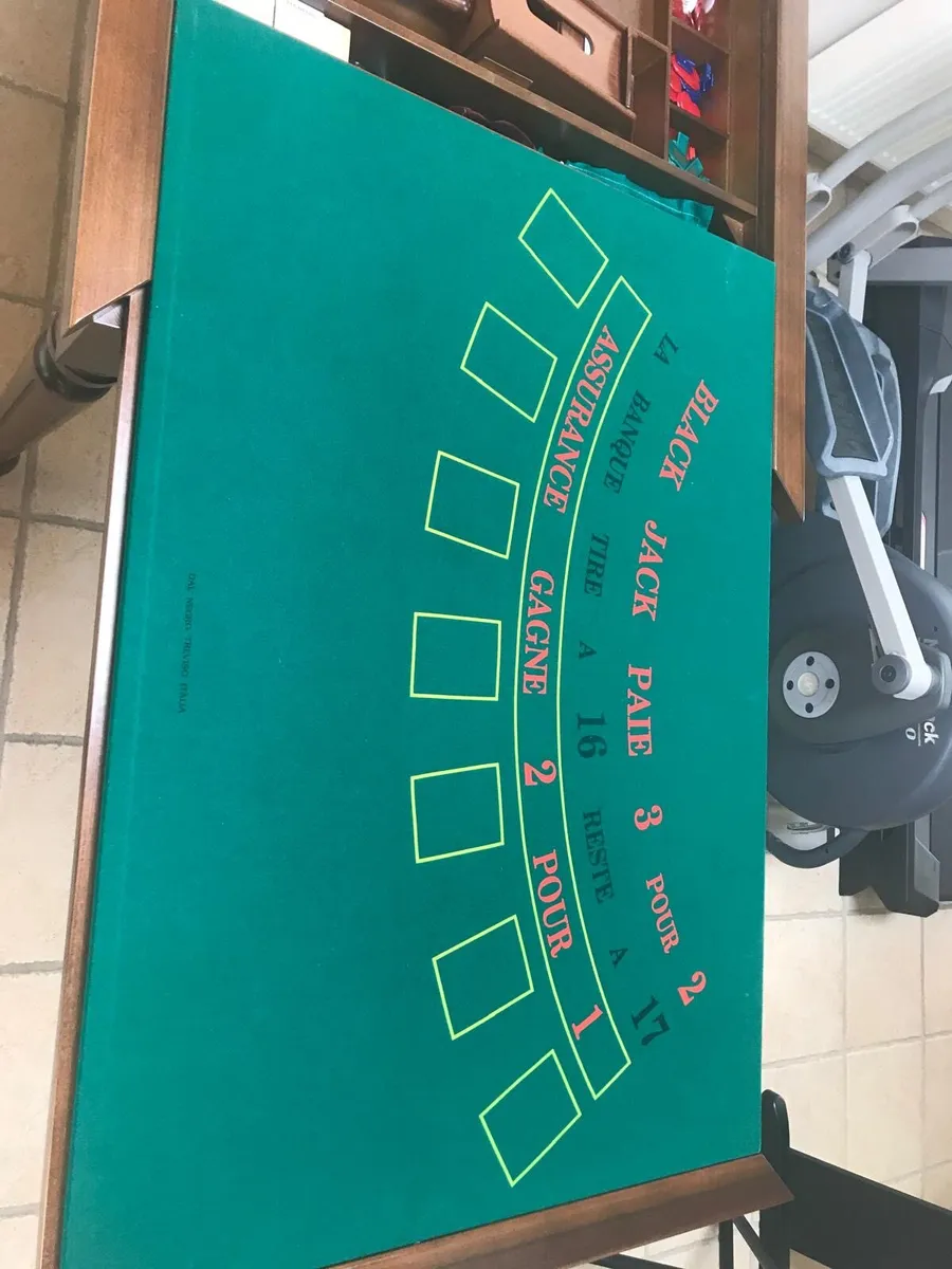 Game Table - Image 4