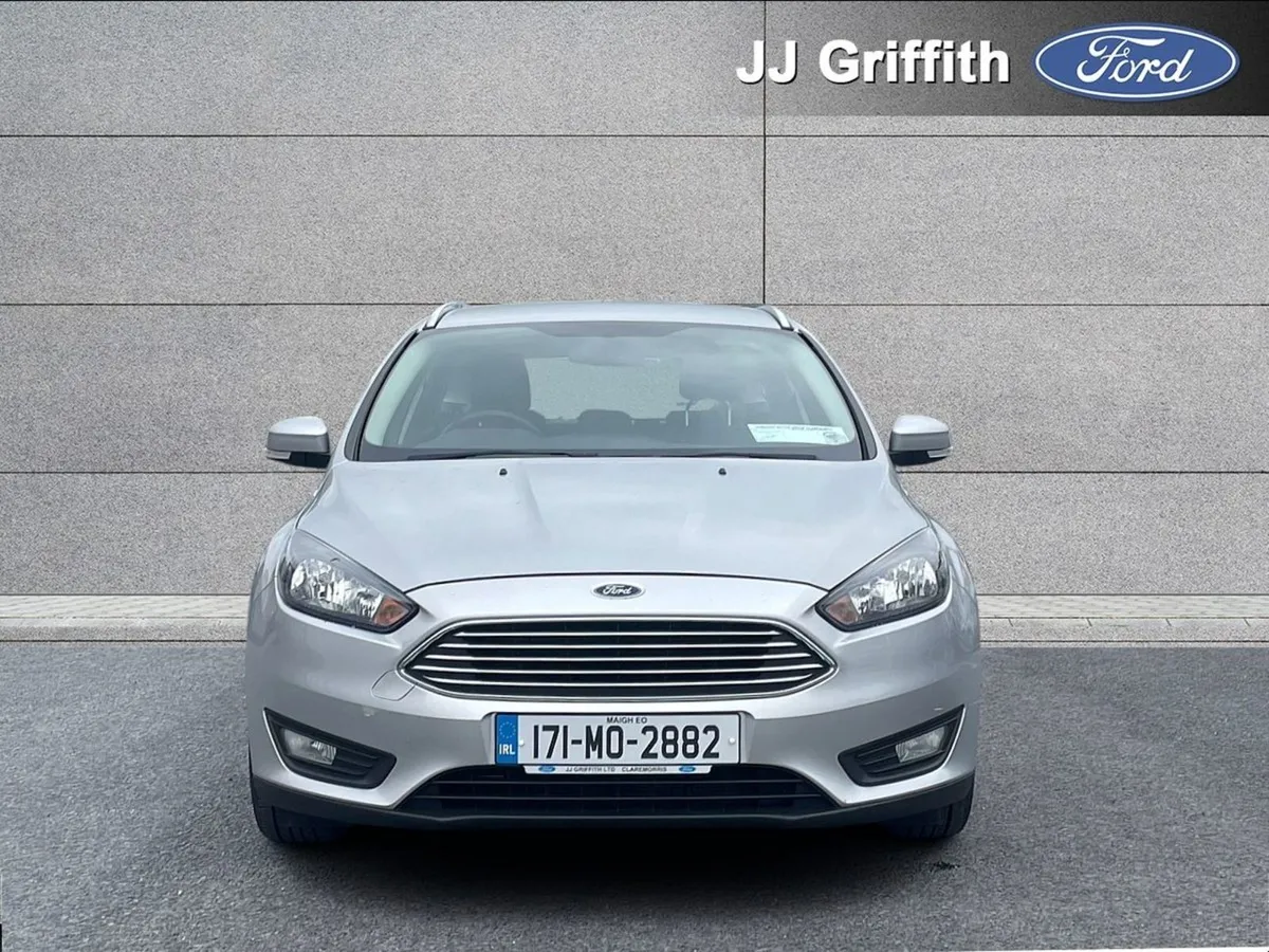 Ford Focus 1.5 Tdci 120PS Zetec Powershift - Image 4