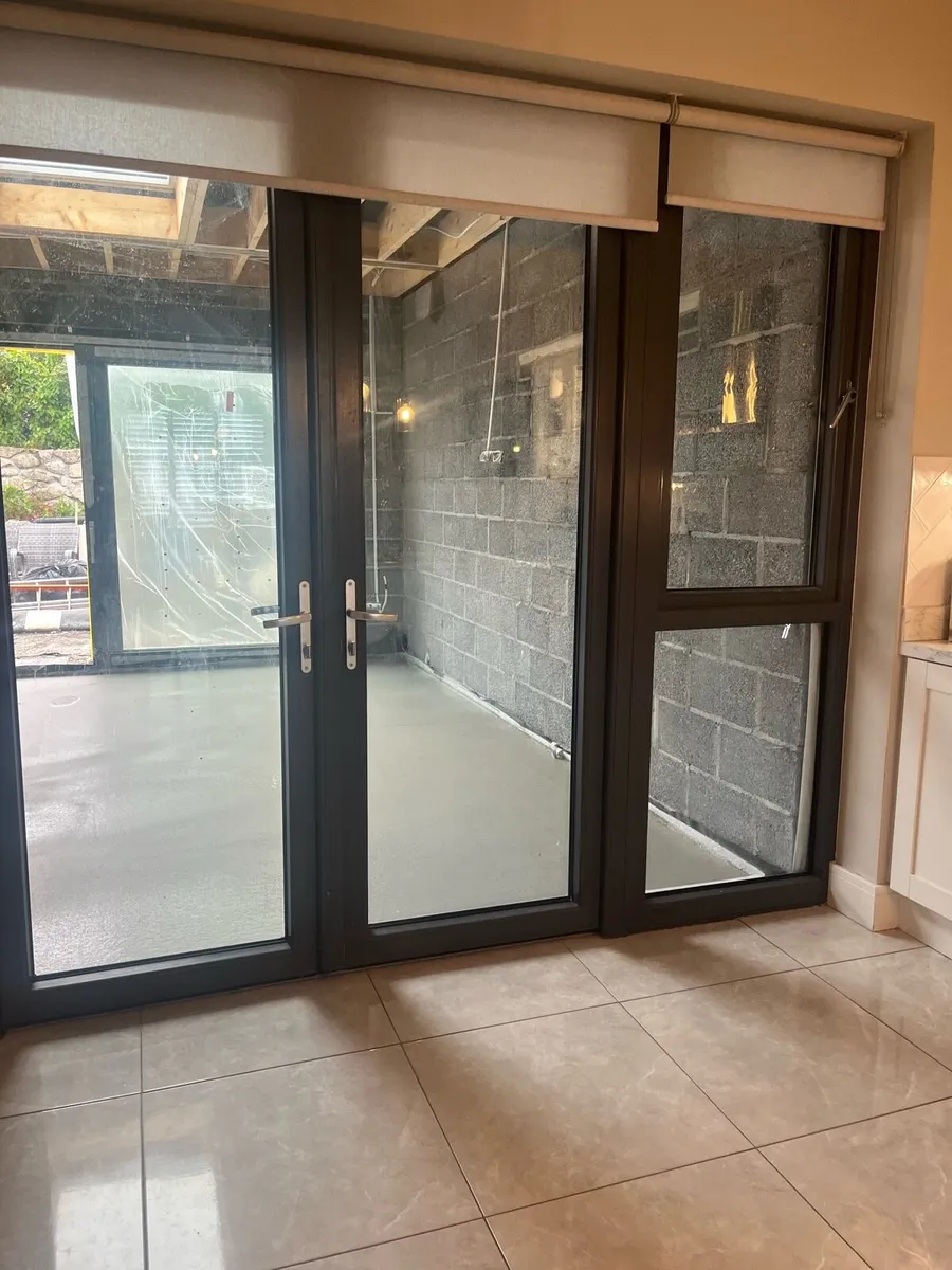 Double doors and Window - Image 2