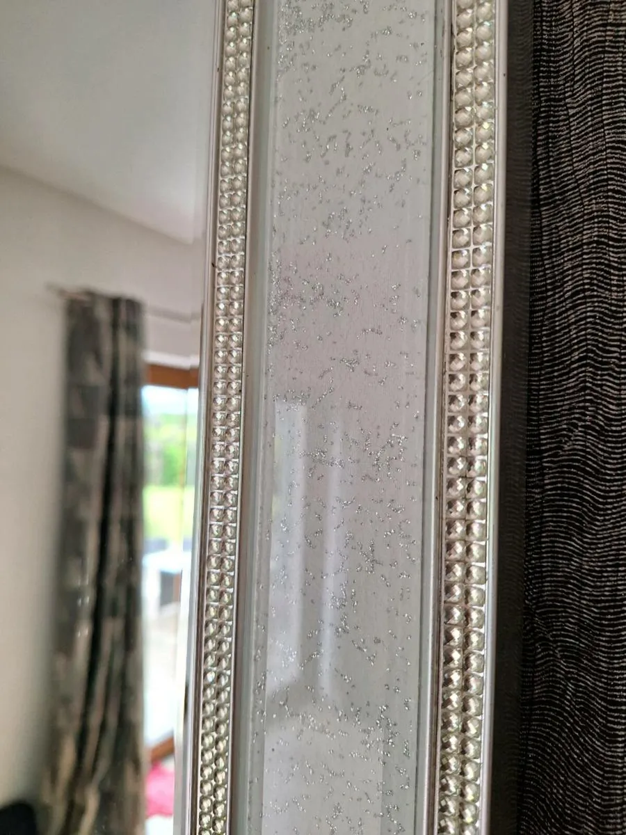 Mirror - Image 3