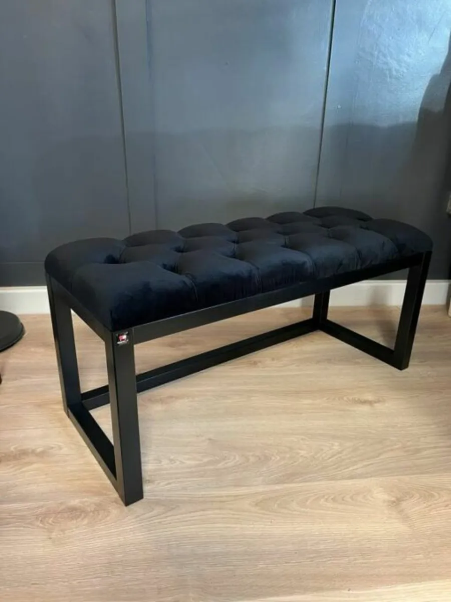 Wooden-Framed Bench 100x40cm UrbanRelax with Velve - Image 1