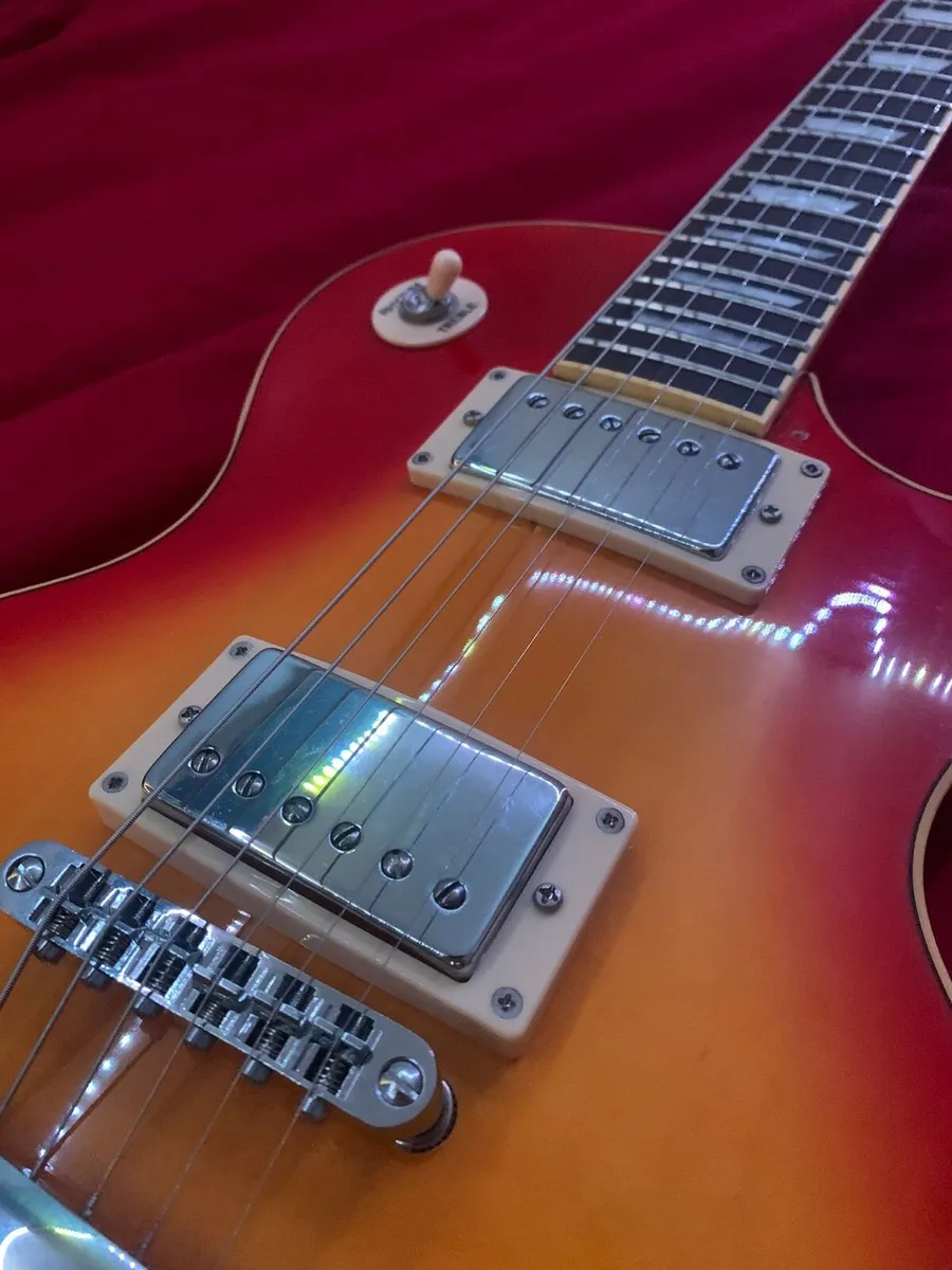 Sx Les Paul electric guitar - Image 3