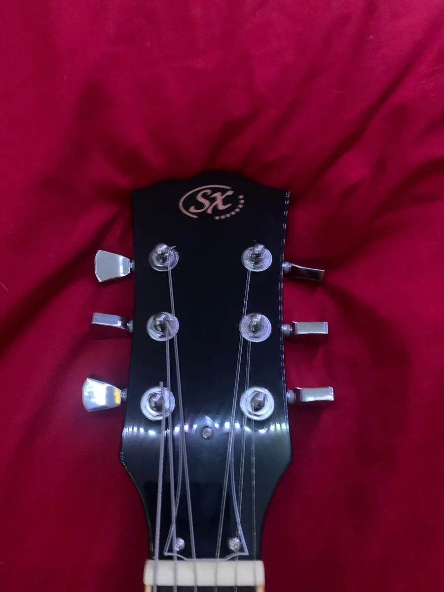 Sx Les Paul electric guitar - Image 4