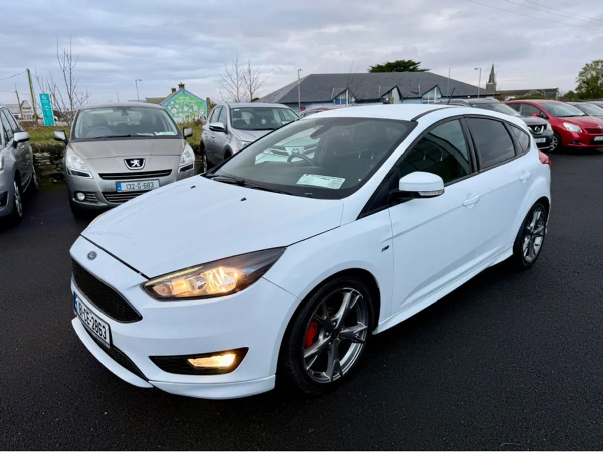 Ford Focus 1.0 St-line X Ecoboost 1 140PS 5DR T - Image 2