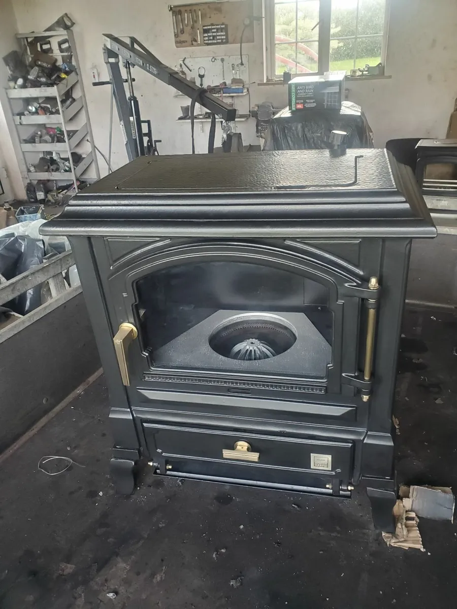 Nestor Martin /Efel 9kw oil stove fully refurbishe - Image 1