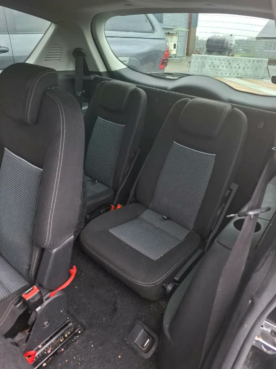 Ford SMAX 2.0TDI  LOW MILES 7 SEATS - Image 4