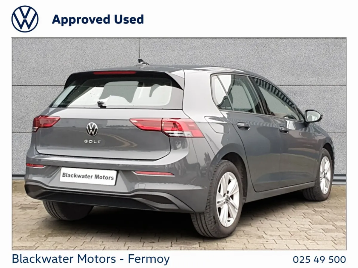 Volkswagen Golf 1.0TSI 110BHP 5DR LIFE WITH REAR V - Image 4