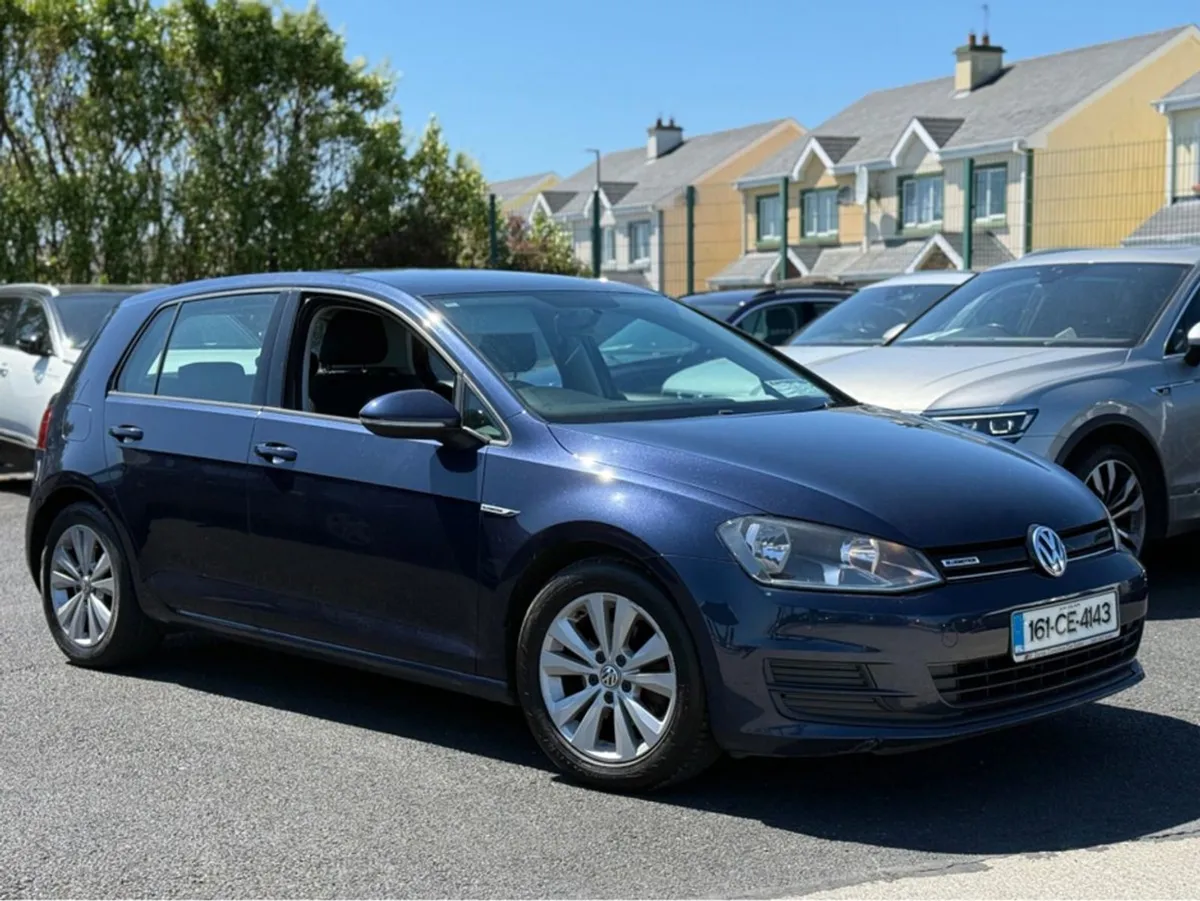 Volkswagen Golf 1.6 TDI Blue Motion 110PS 5DR - Image 1