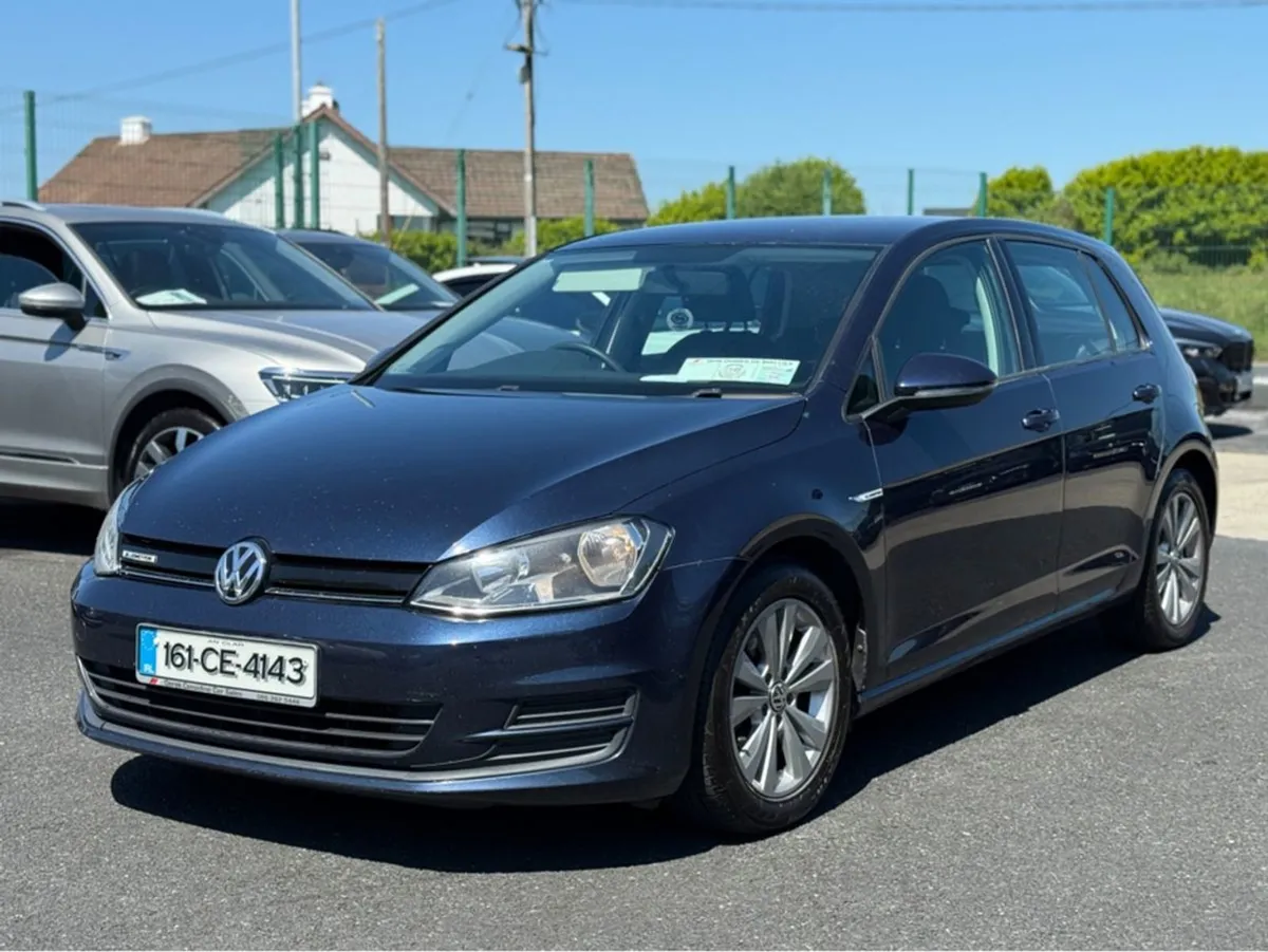 Volkswagen Golf 1.6 TDI Blue Motion 110PS 5DR - Image 3