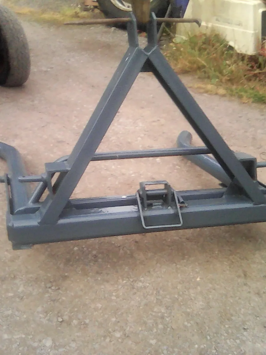 A Frame Bale Lifter - Image 1
