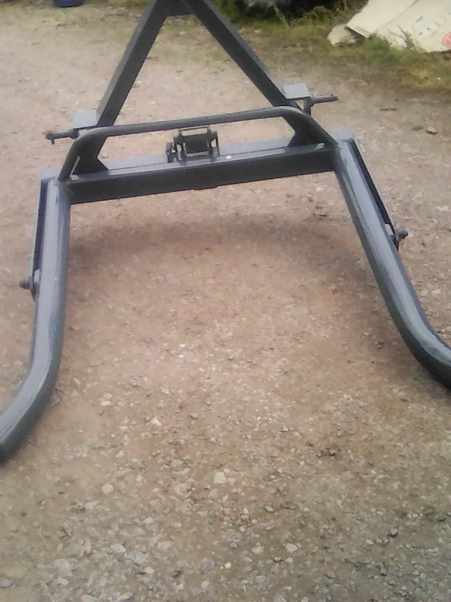 A Frame Bale Lifter - Image 2