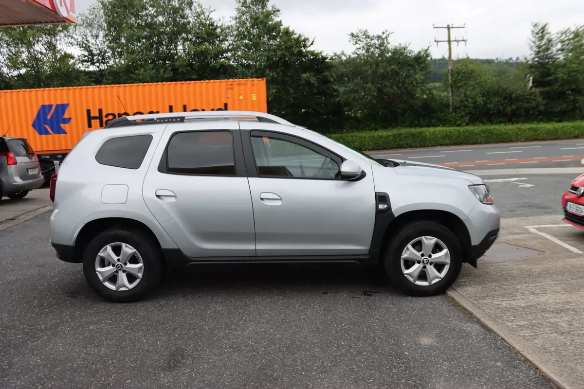 2021 Dacia Duster Comfort Blue 1.5DCi 6-speed - Image 2