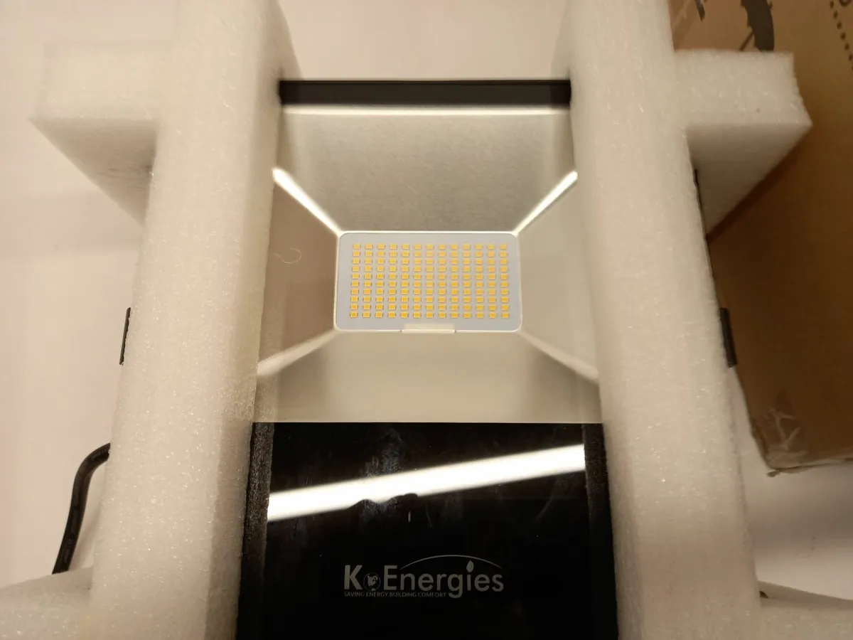 Online Auction Of A Led Floodlight & More! - Image 2