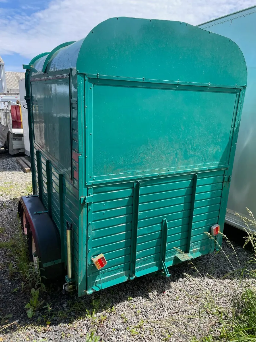 Catering Trailer Choice of 2  Units Gray Enfield - Image 2
