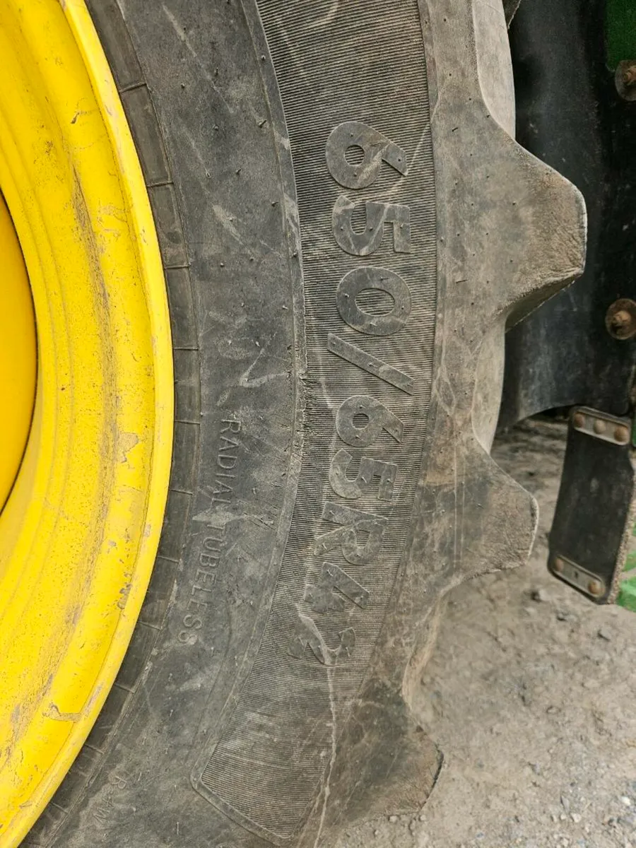 Tractor tyres 650 65 42 Ceat - Image 4